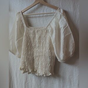 Old navy textured top with puff sleeves
